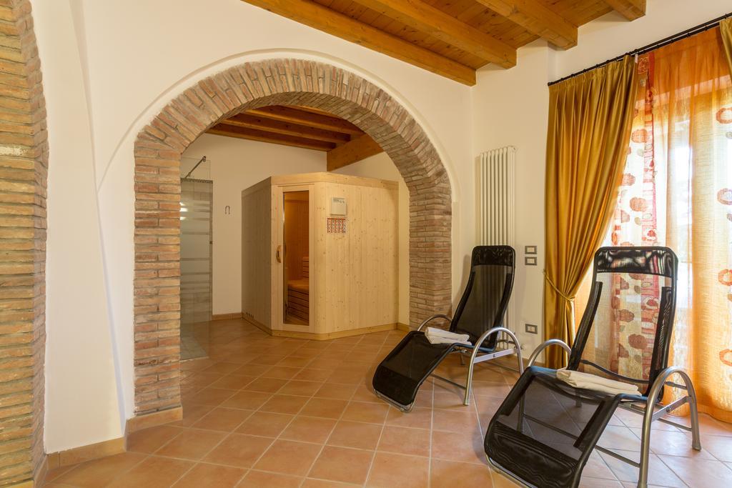 Agriturismo Al Tralcio Валеджо-суль-Минчо Экстерьер фото
